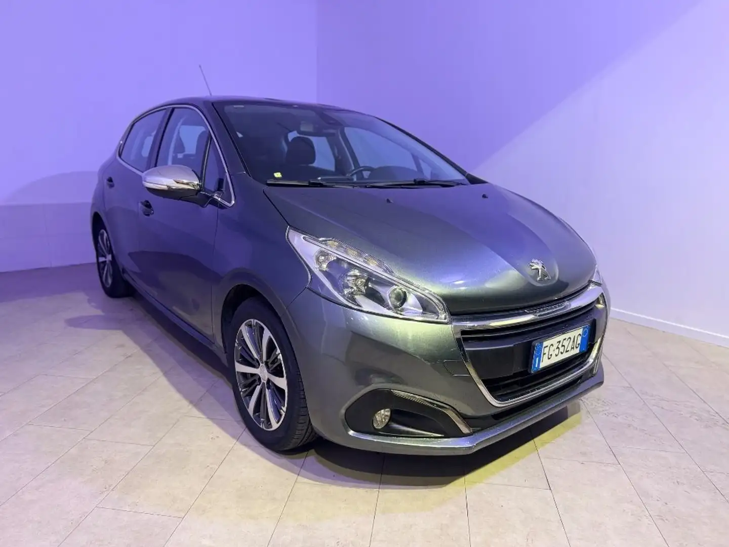 Peugeot 208 1° serie PureTech 82 5 porte Allure Gris - 2
