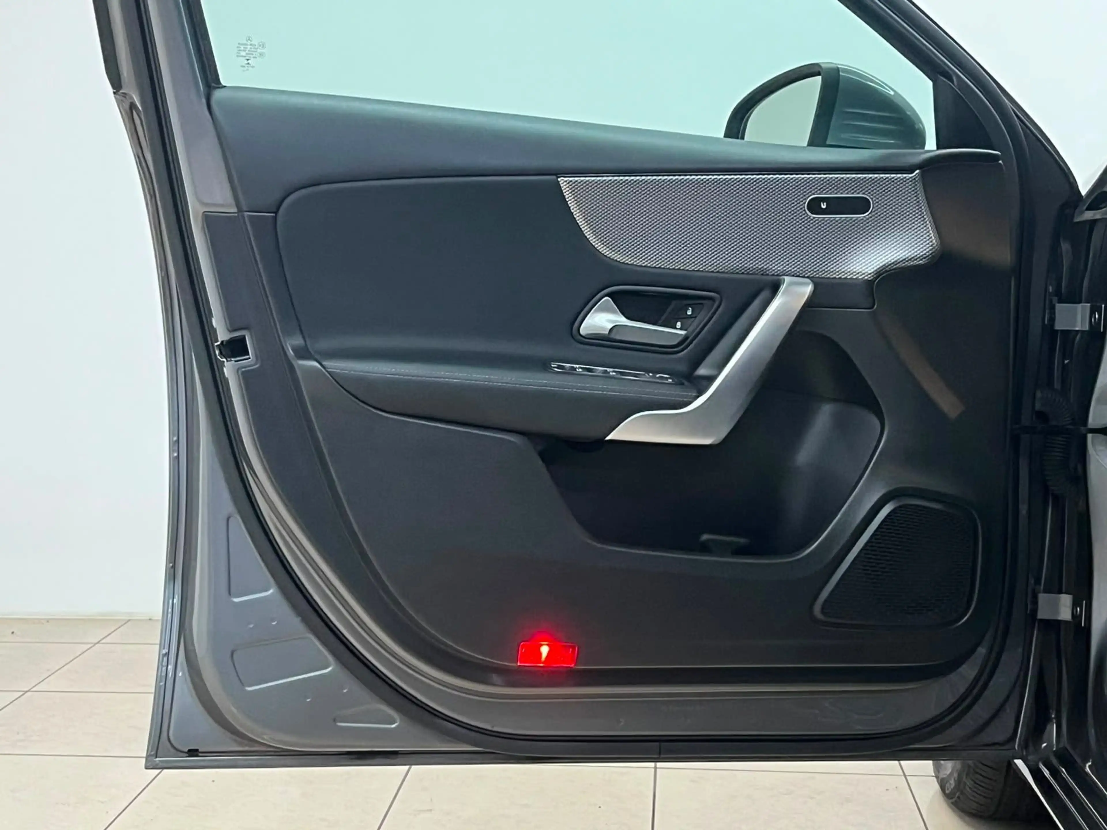 Mercedes-Benz A 180 RFK PDC Tempomat VirtualCockpit Progressiv — photo 15