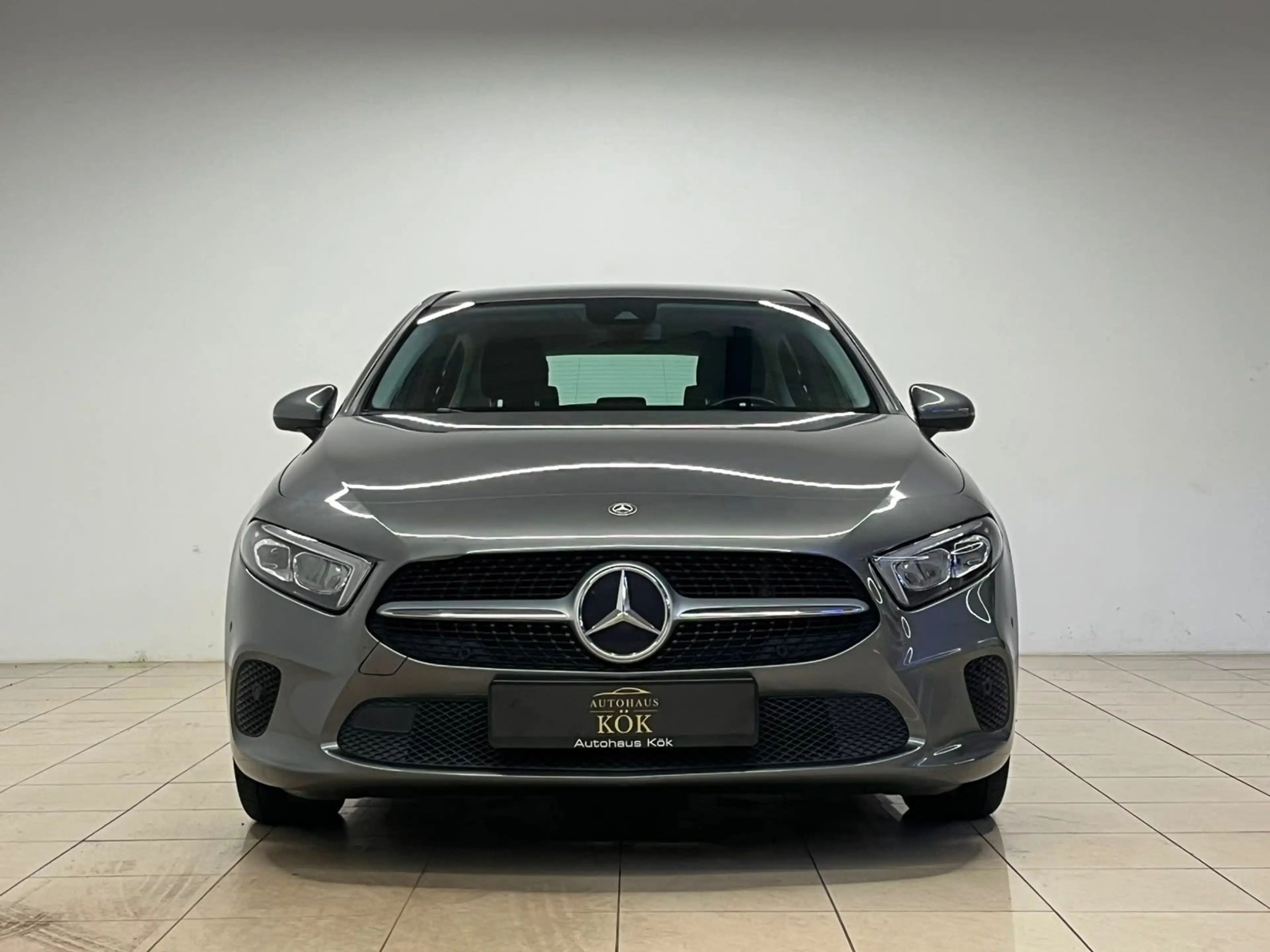 Mercedes-Benz A 180 RFK PDC Tempomat VirtualCockpit Progressiv — photo 3