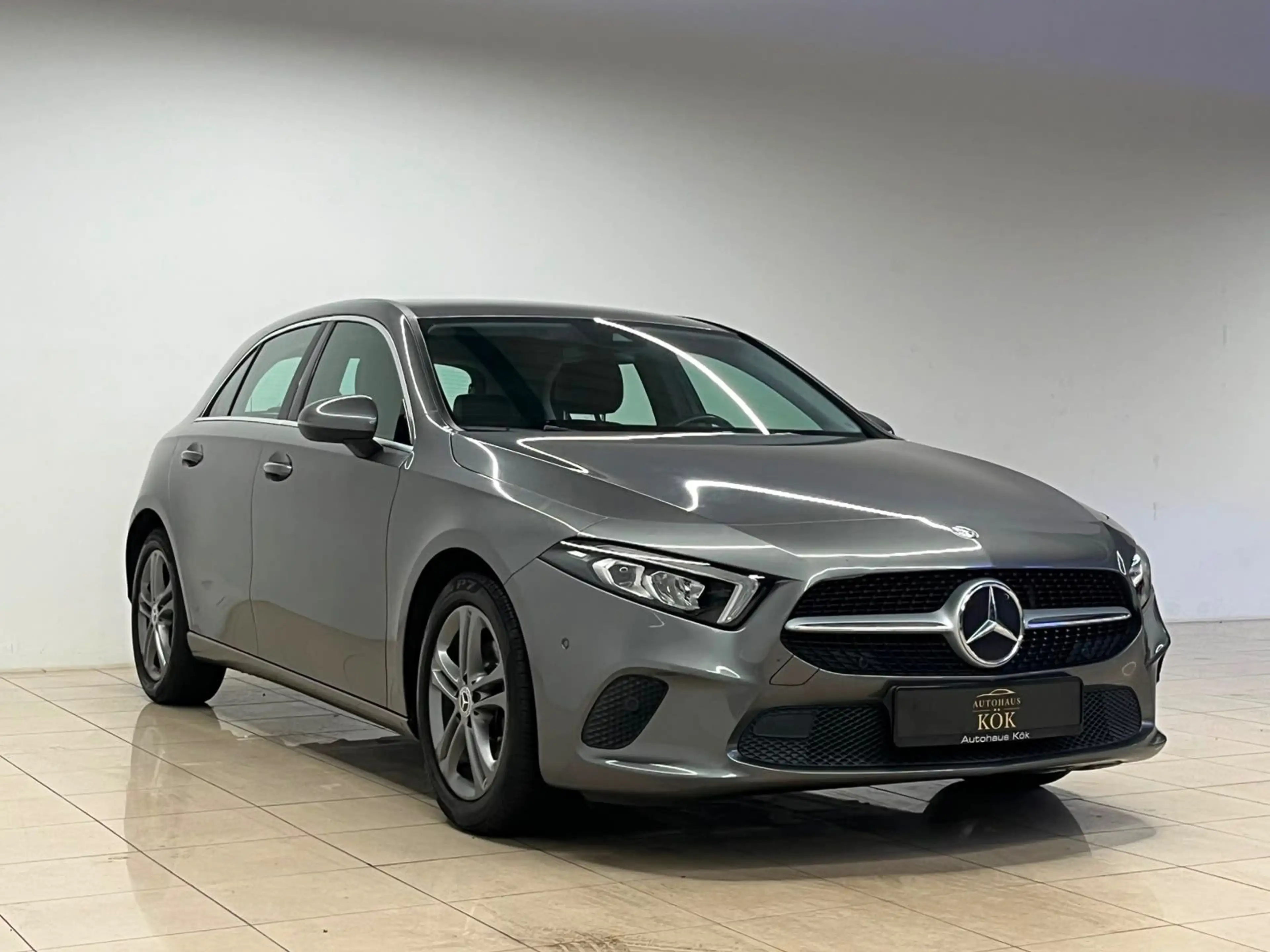 Mercedes-Benz A 180 RFK PDC Tempomat VirtualCockpit Progressiv — photo 4