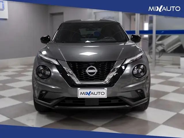 Nissan Juke view 2