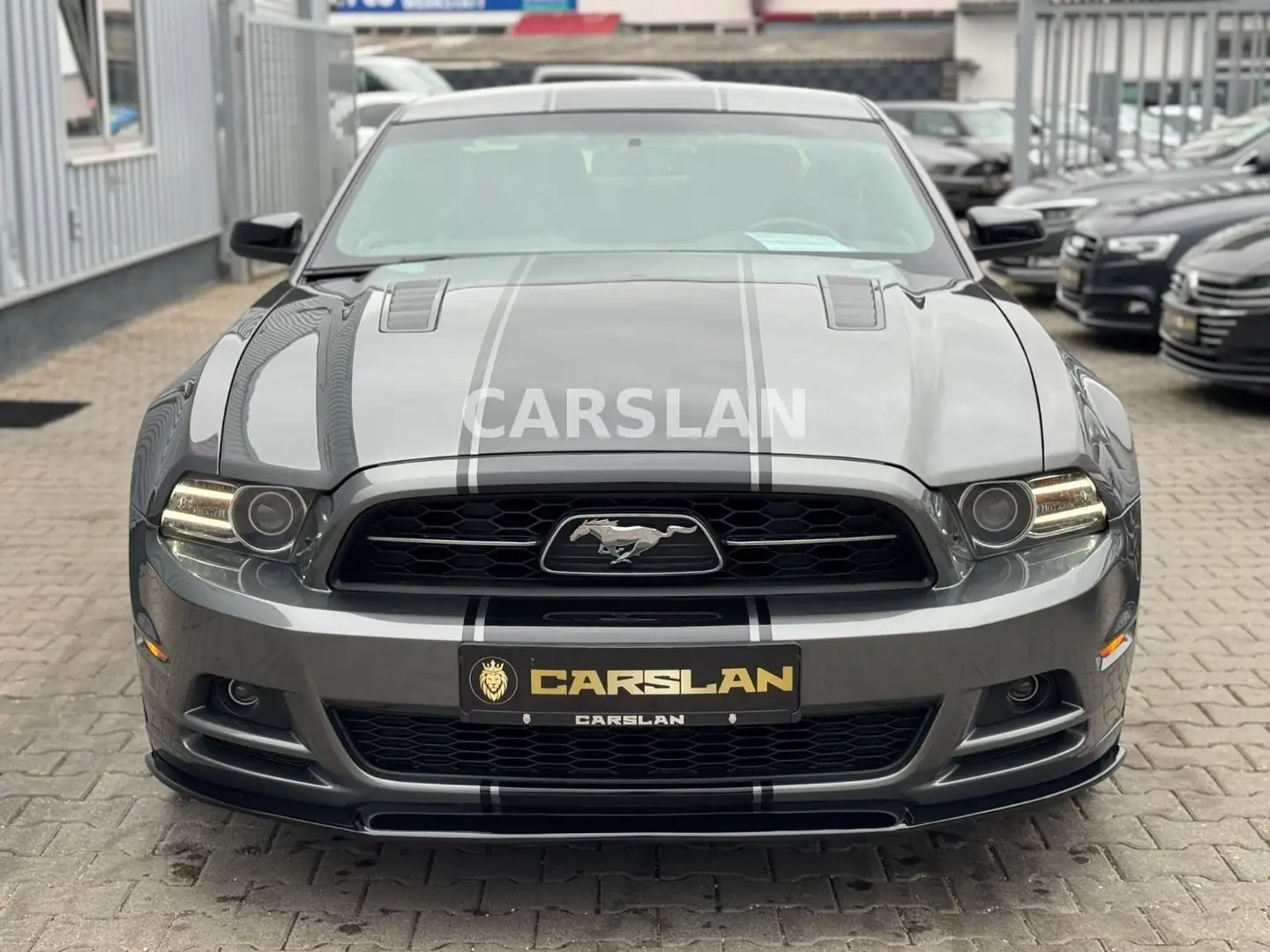Ford Mustang 3.7 V6 COUPE NAVI+LED+R.KAM+SPORT+LEDER Grau - 2