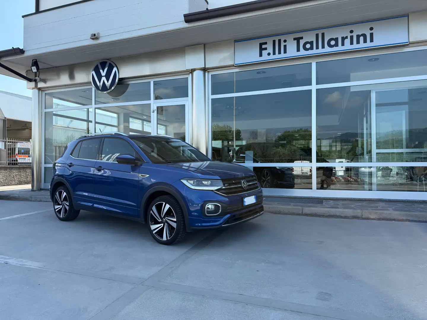 Volkswagen T-Cross T-Cross 1.0 tsi R-line dsg Style 115cv Azul - 1