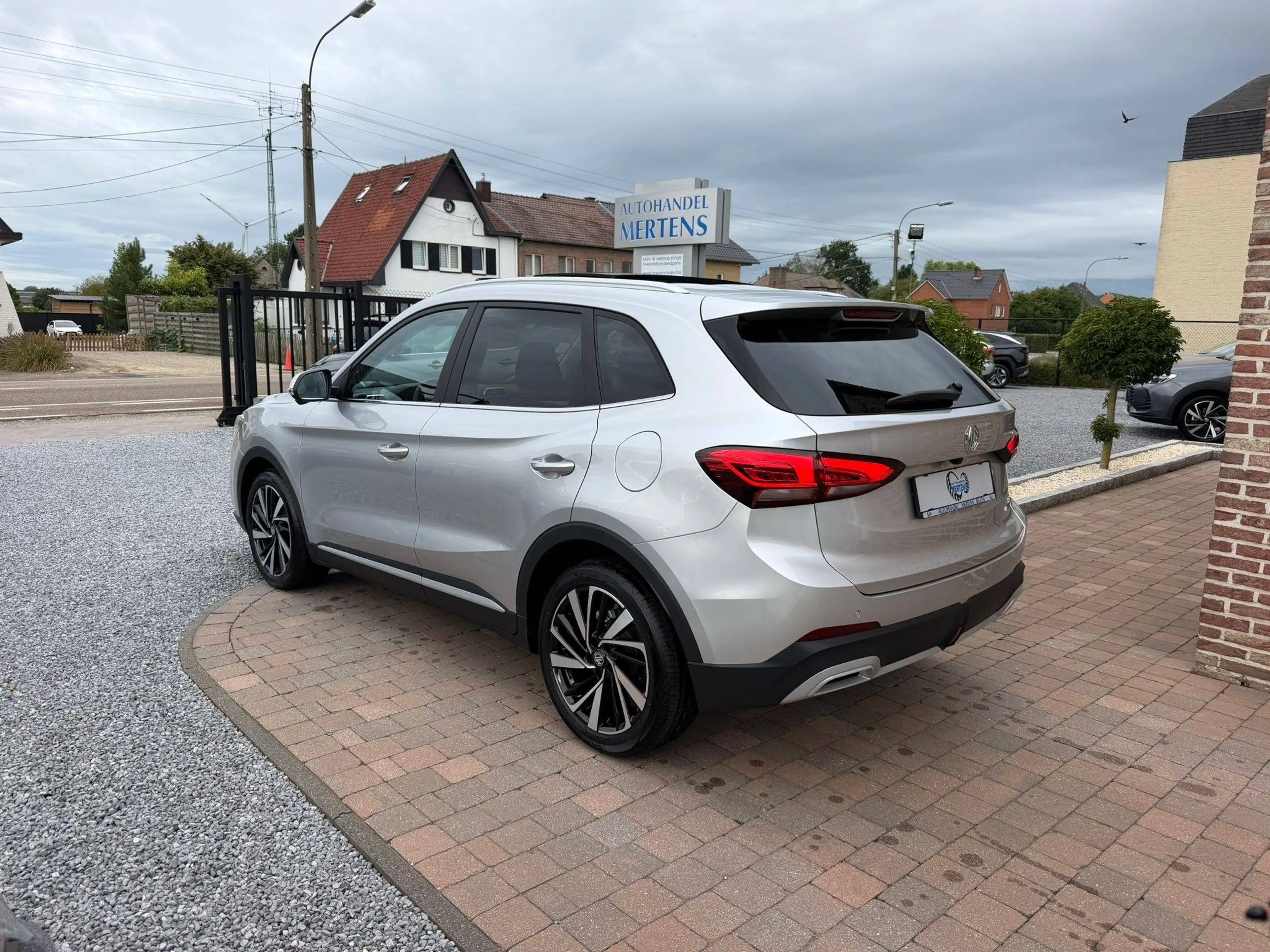 MG ZS Hybrid+ 1.5 Luxury 197PK PANO 7J/FABRIEKSWAARBORG NIEUW 0KM — photo 6