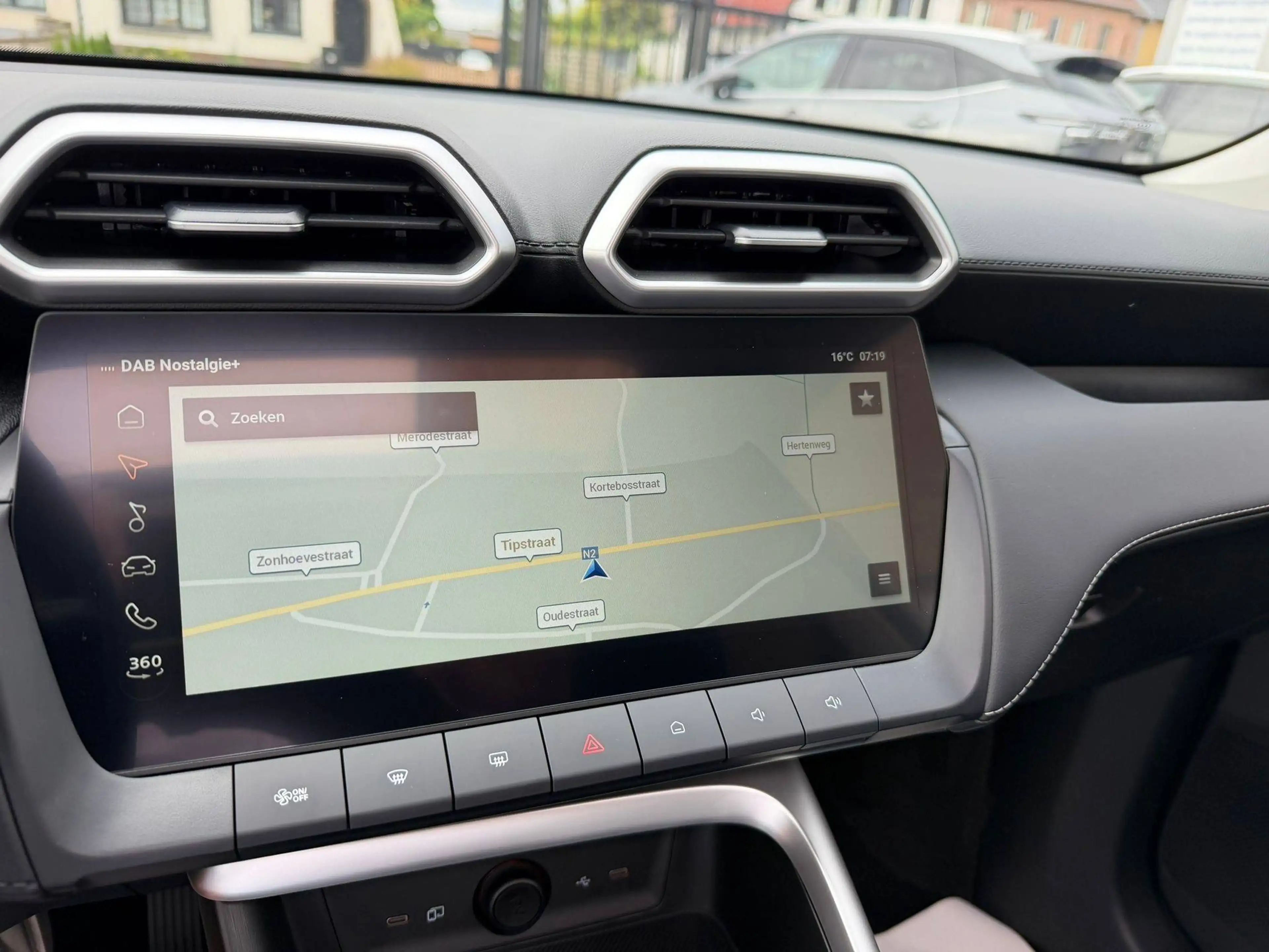 MG ZS Hybrid+ 1.5 Luxury 197PK PANO 7J/FABRIEKSWAARBORG NIEUW 0KM — photo 15