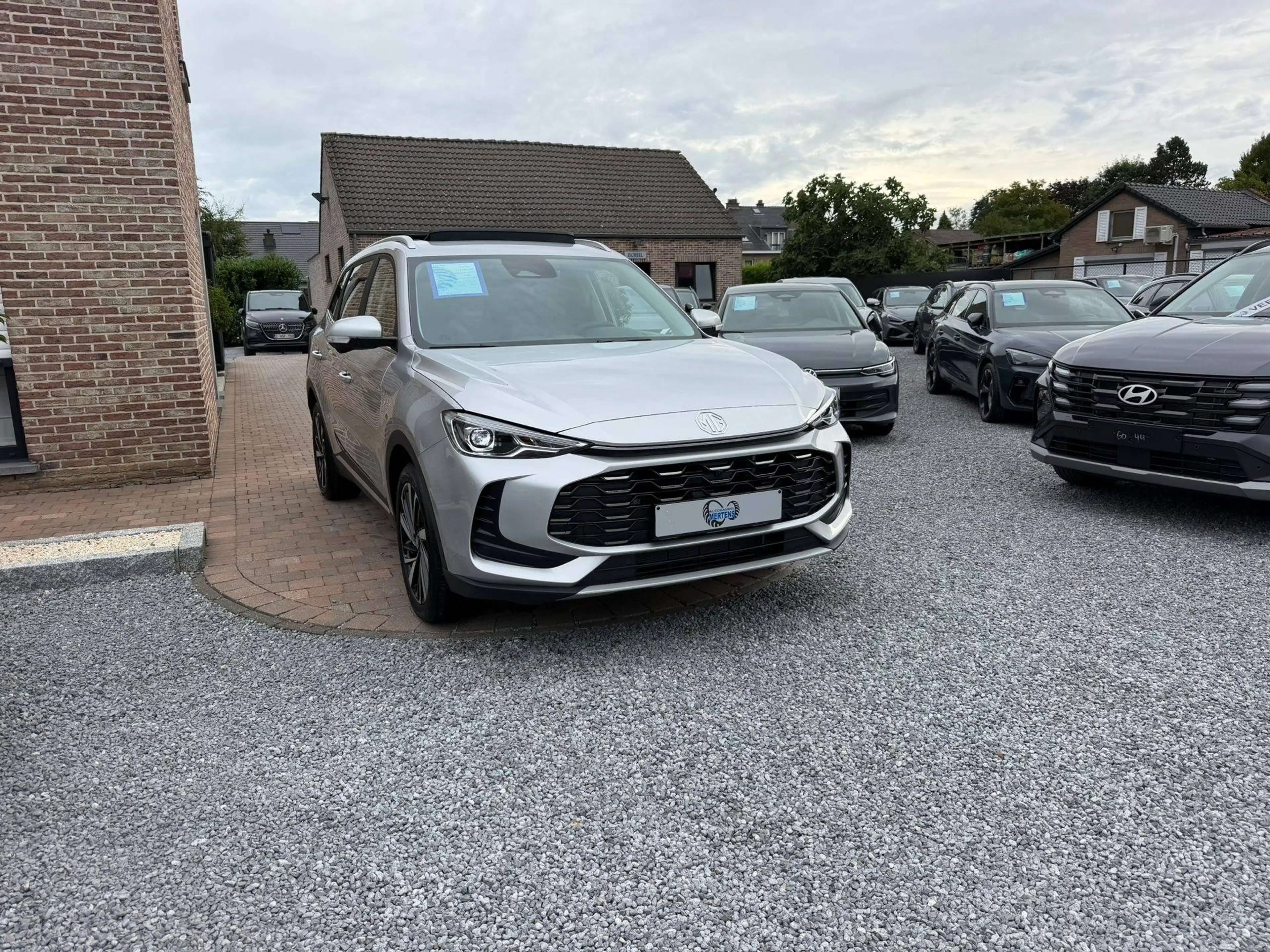 MG ZS Hybrid+ 1.5 Luxury 197PK PANO 7J/FABRIEKSWAARBORG NIEUW 0KM — photo 3