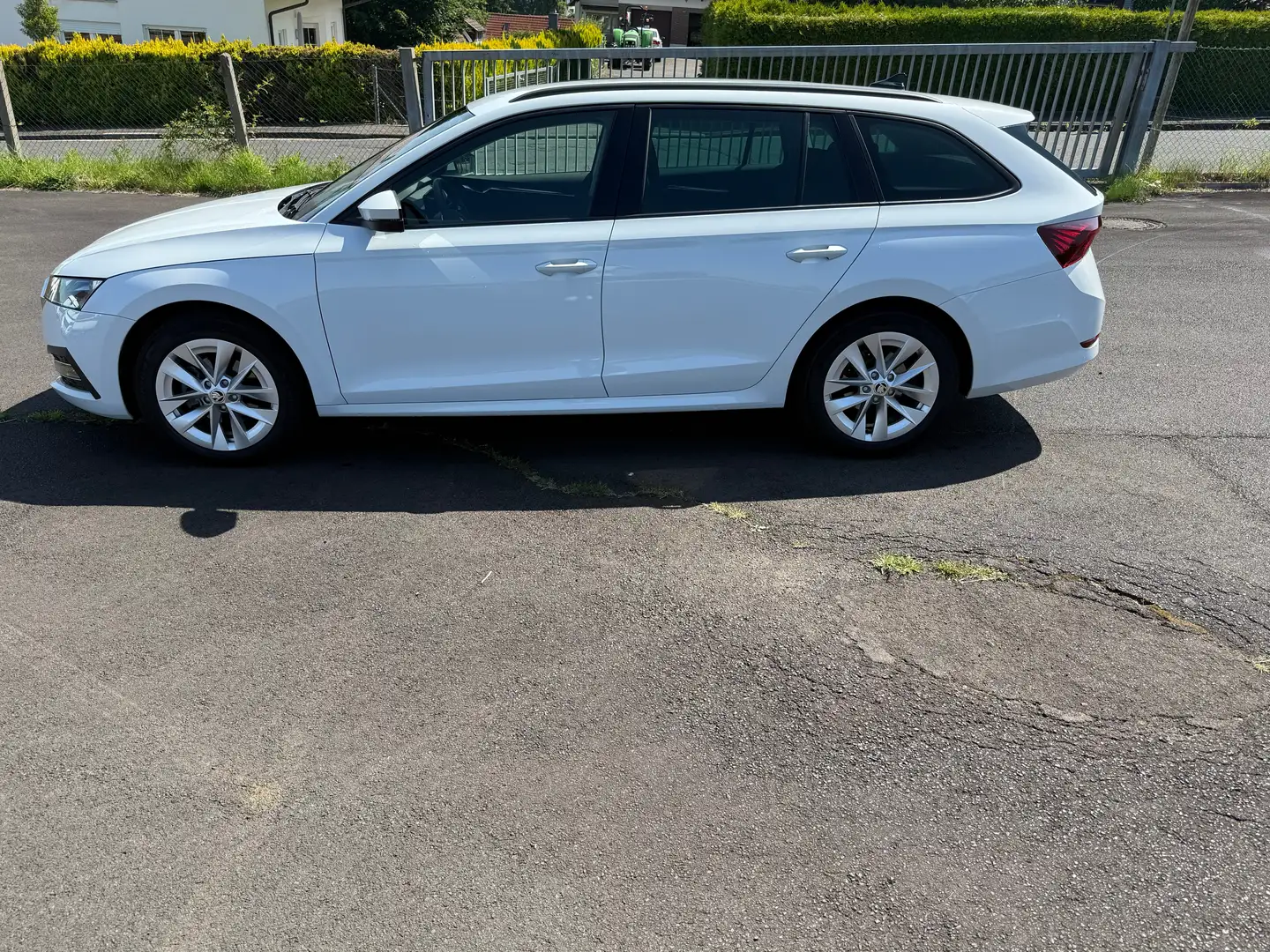 Skoda Octavia Octavia Combi IV Combi 1.5 TSI e-TEC DSG Ambition Weiß - 1