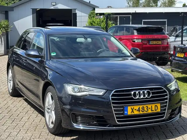 Audi A6 view 3