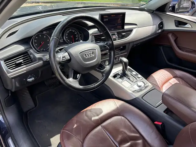 Audi A6 view 12