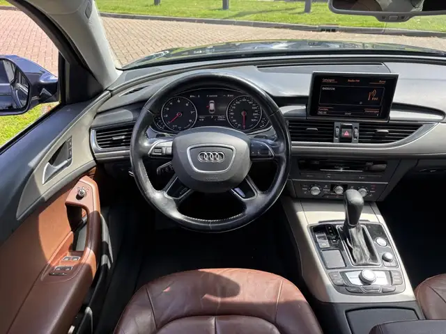 Audi A6 view 9