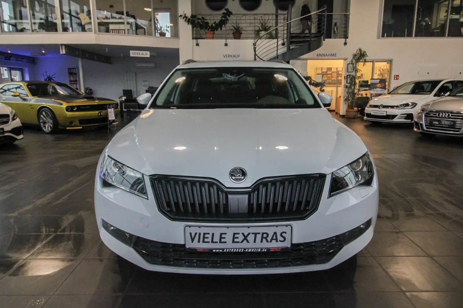 Skoda Superb Combi 2.0 TDI DSG Ambition/Bi-Xenon/ACC/ Blanc - 2