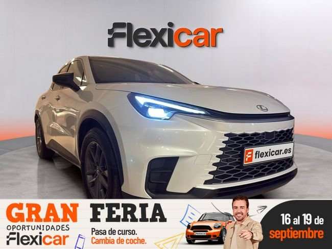 Lexus LBX 1.5 136cv HEV - foto 1