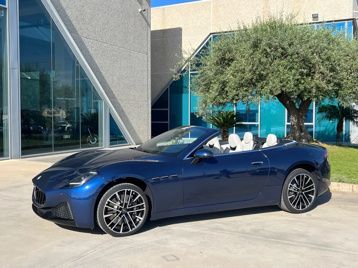 Maserati GranCabrio 3.0 awd auto possibilità noleggio no scoring Kék - 2