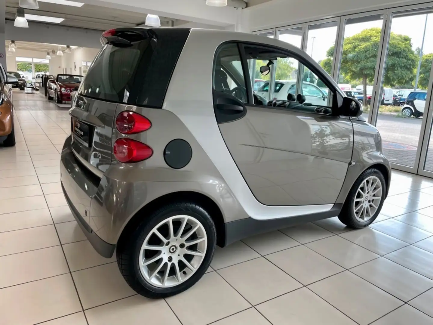 smart forTwo fortwo coupe CDI/Servolenkung/Klima/Alus/Euro5 Szary - 2