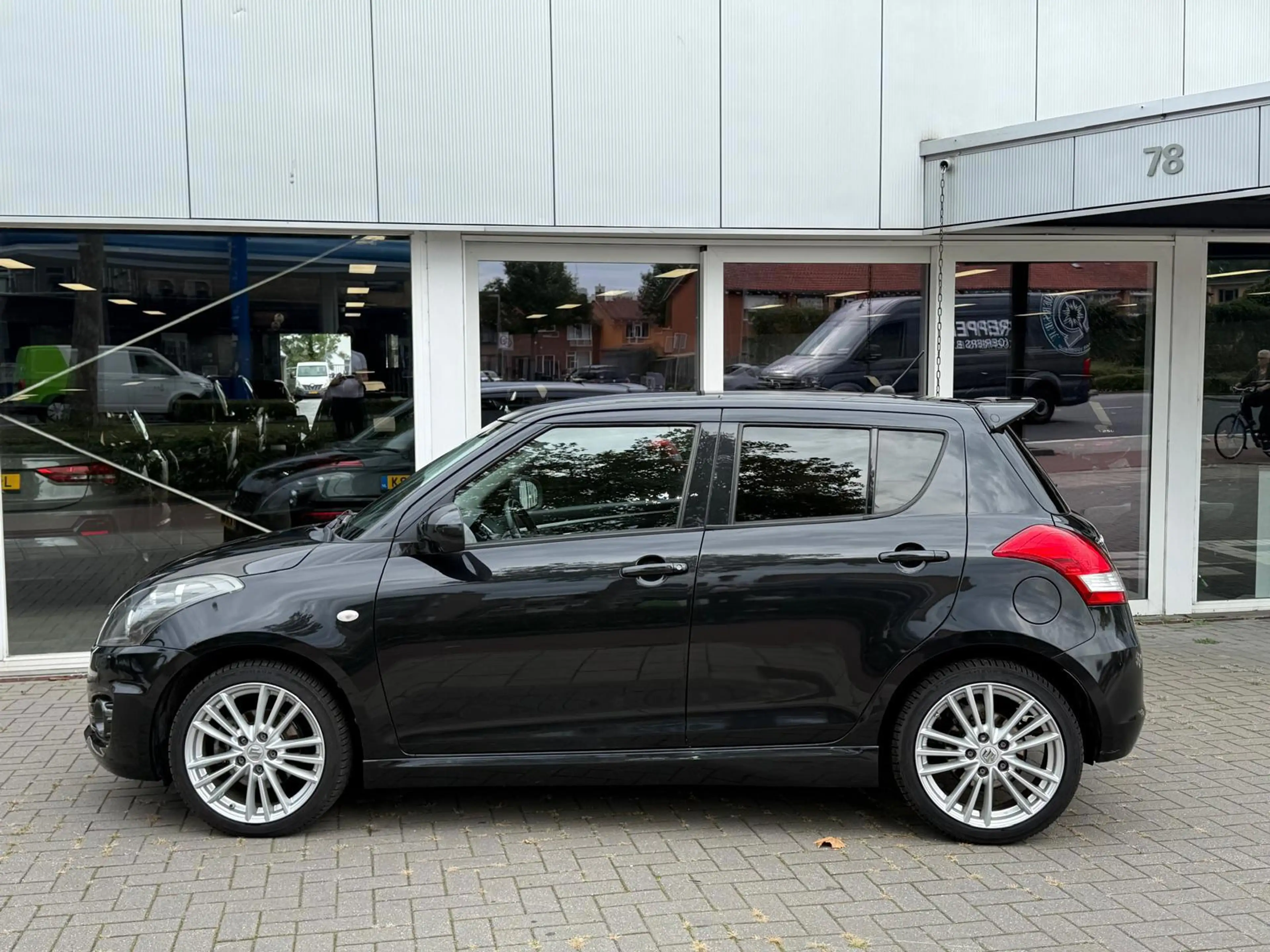 Suzuki Swift 1.6 Sport - 5 Deurs — photo 3