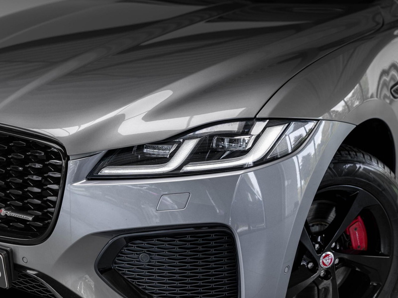 Jaguar F-Pace 2.0 P400e PHEV R-Dynamic Pano HuD 360° FULL — photo 8