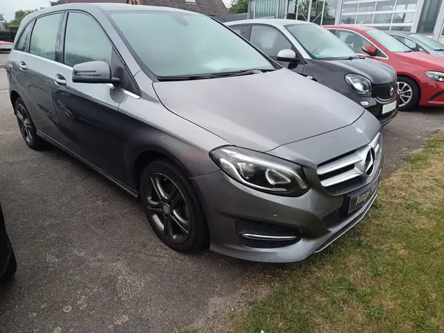 Mercedes-Benz B 200 B-Klasse Diesel (CDI) Allrad , Automatic ,  Urban  , AHK , LED - Licht ,  weitere Extra s. Datenkarte