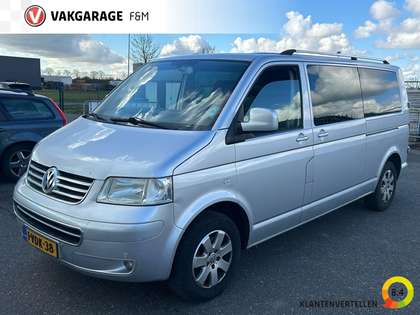 Volkswagen T5 Transporter 2.5 TDI 340 Highline DC Slipt in derde versnelling