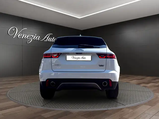 Jaguar E-Pace view 5