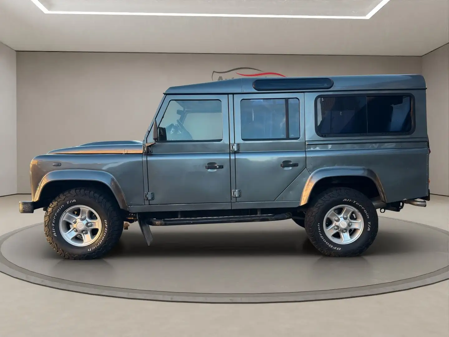 Land Rover Defender 110 Td4 Station Wagon/ 7-Sitzer Grau - 2