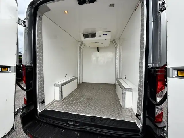 Ford Transit view 7