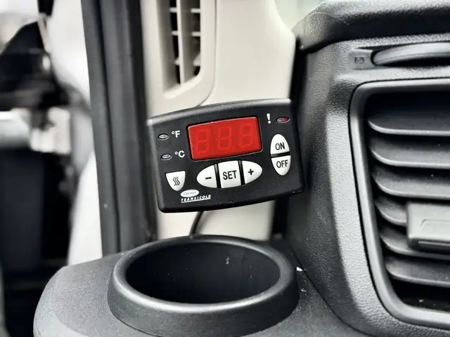 Ford Transit view 13