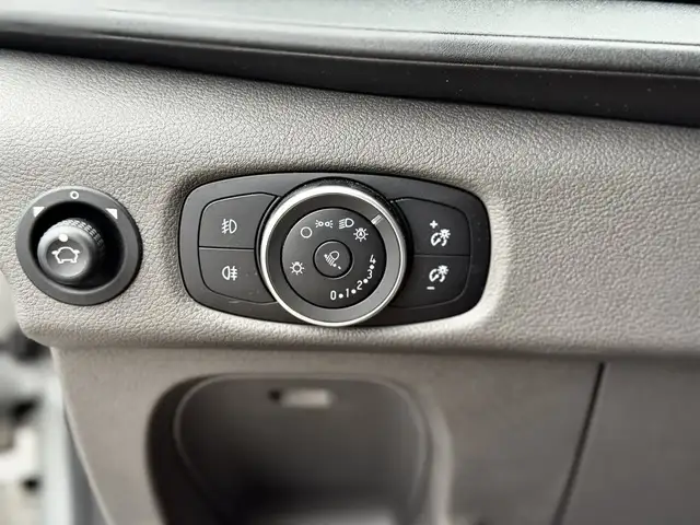 Ford Transit view 15