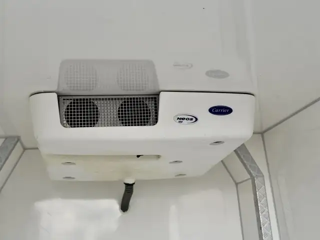 Ford Transit view 8