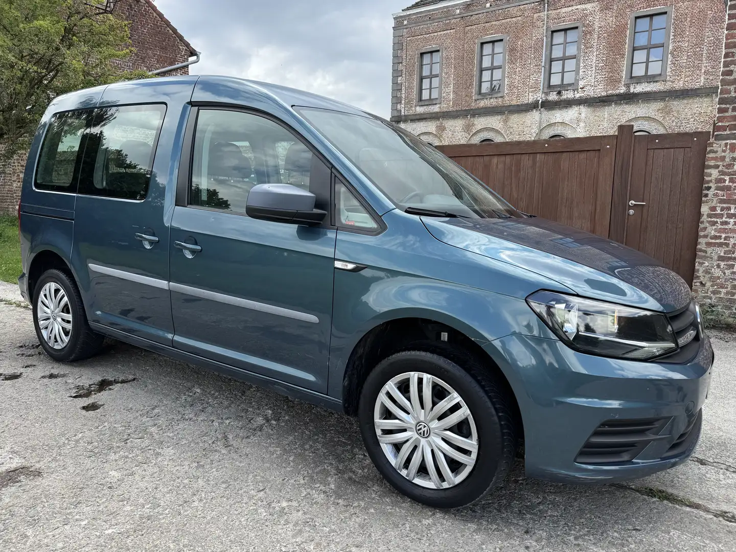 Volkswagen Caddy 1.4 TSI Trendline DSG *PRIX MARCHAND* - 1