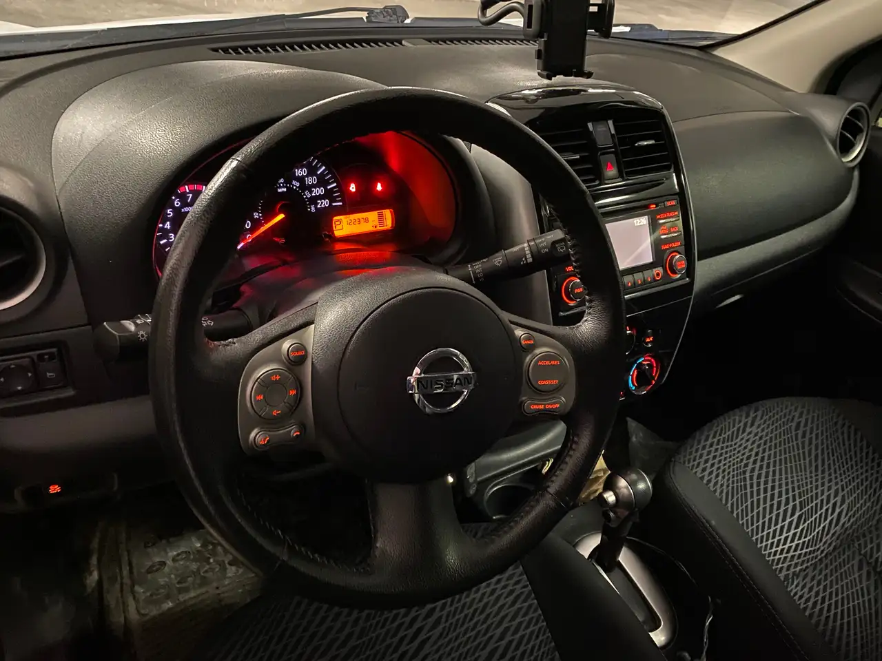 Nissan Micra снимка Nissan Micra