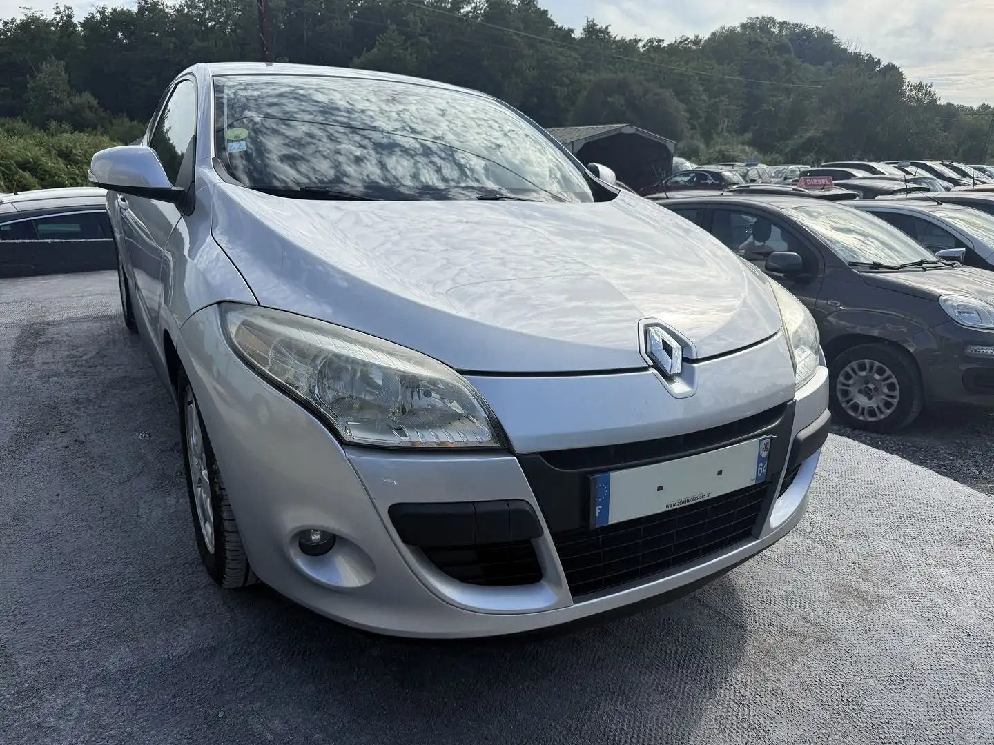 Renault Megane 1.5 DCI 110CH FAP DYNAMIQUE ECO² EURO5 Gris - 1
