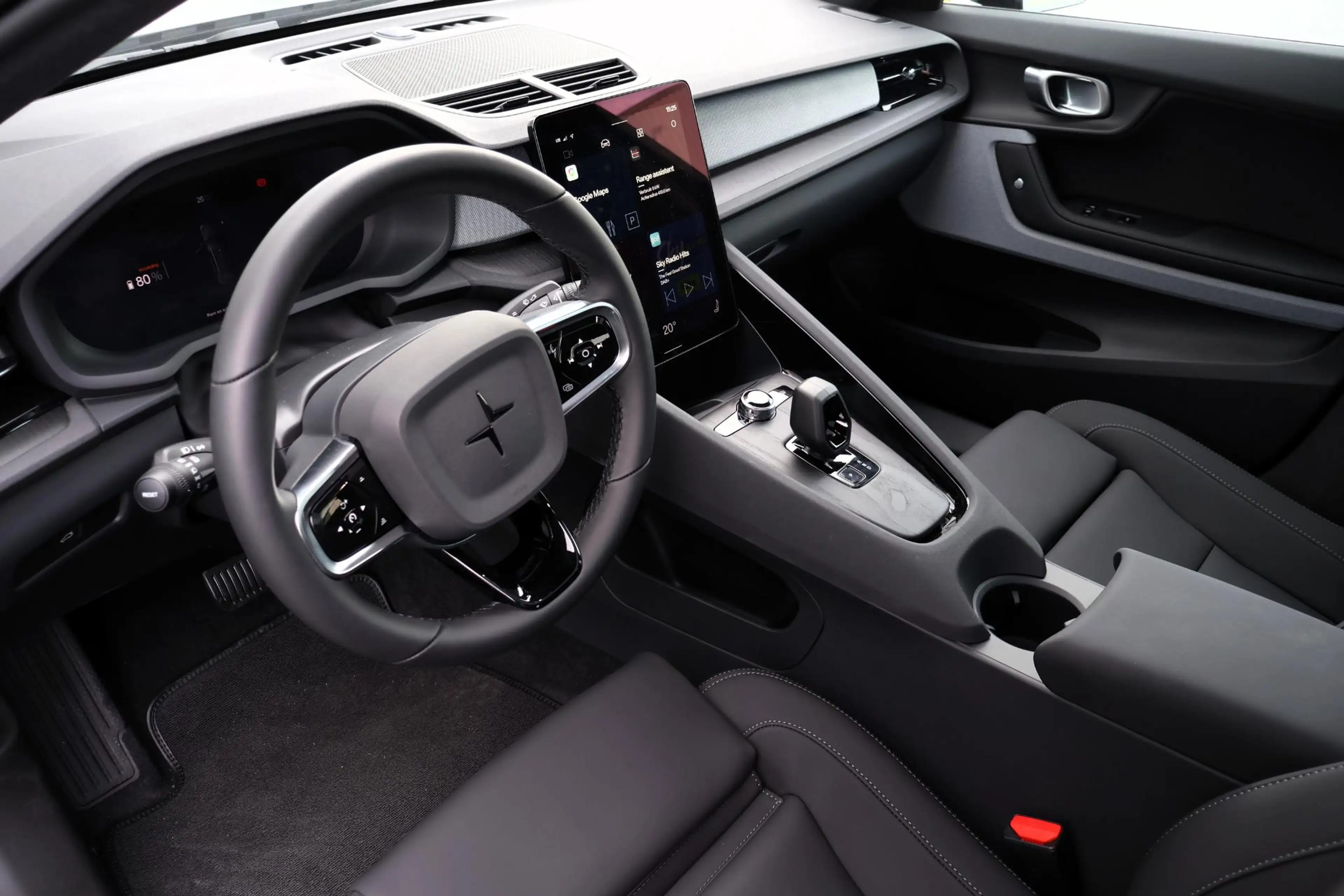 Polestar 2 Long Range Single Motor Prime 82 kWh Harman/Kardon — photo 6