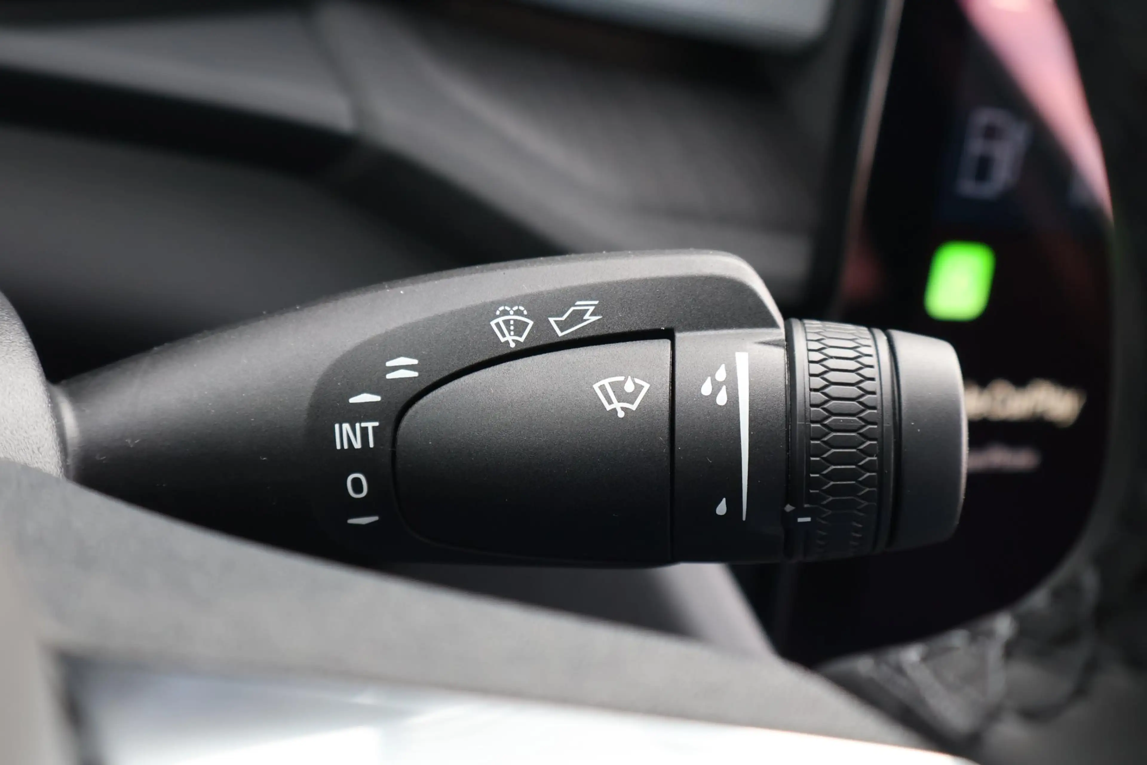 Polestar 2 Long Range Single Motor Prime 82 kWh Harman/Kardon — photo 14