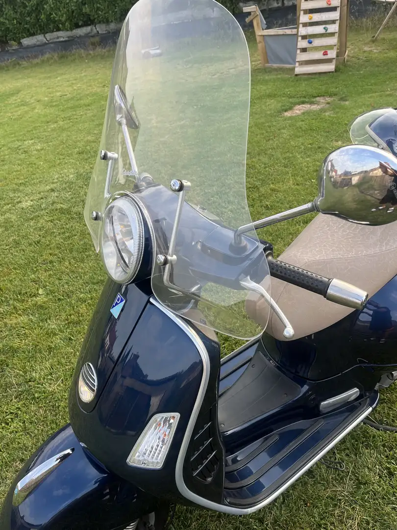 Vespa GTS 125 casque compris de la marque Vespa - 1