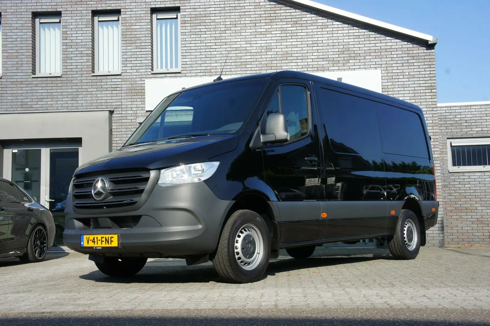 Mercedes-Benz Sprinter bestel 311 1.9 CDI L2 Pro Zwart - 2