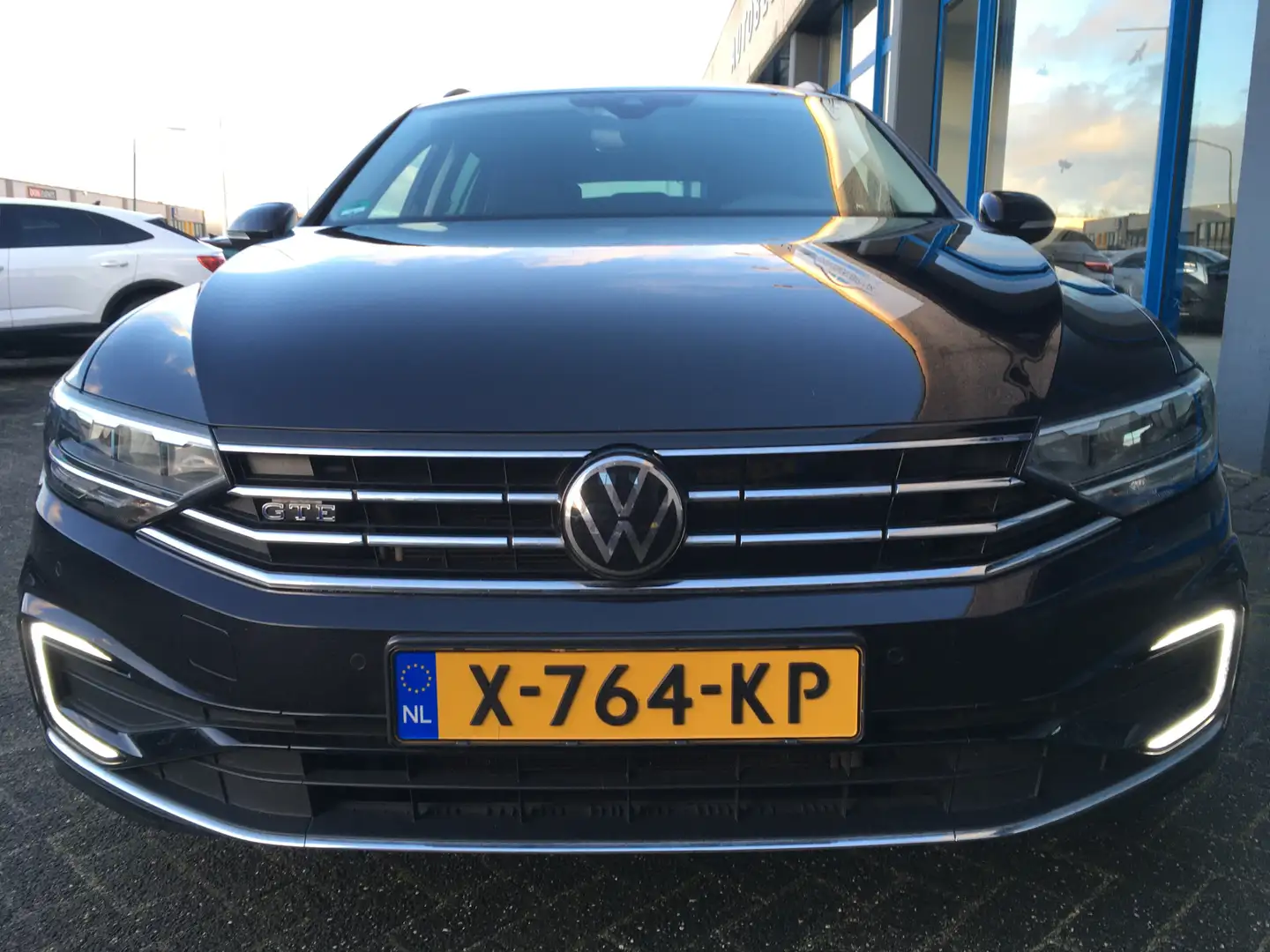 Volkswagen Passat Variant 1.4 TSI PHEV GTE Business Zwart - 2