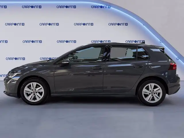 Volkswagen Golf view 3