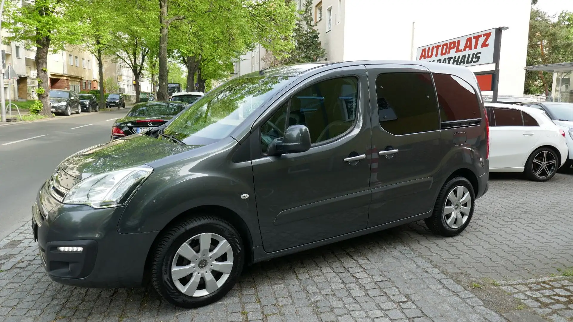 Citroen Berlingo Kombi Selection Grau - 1