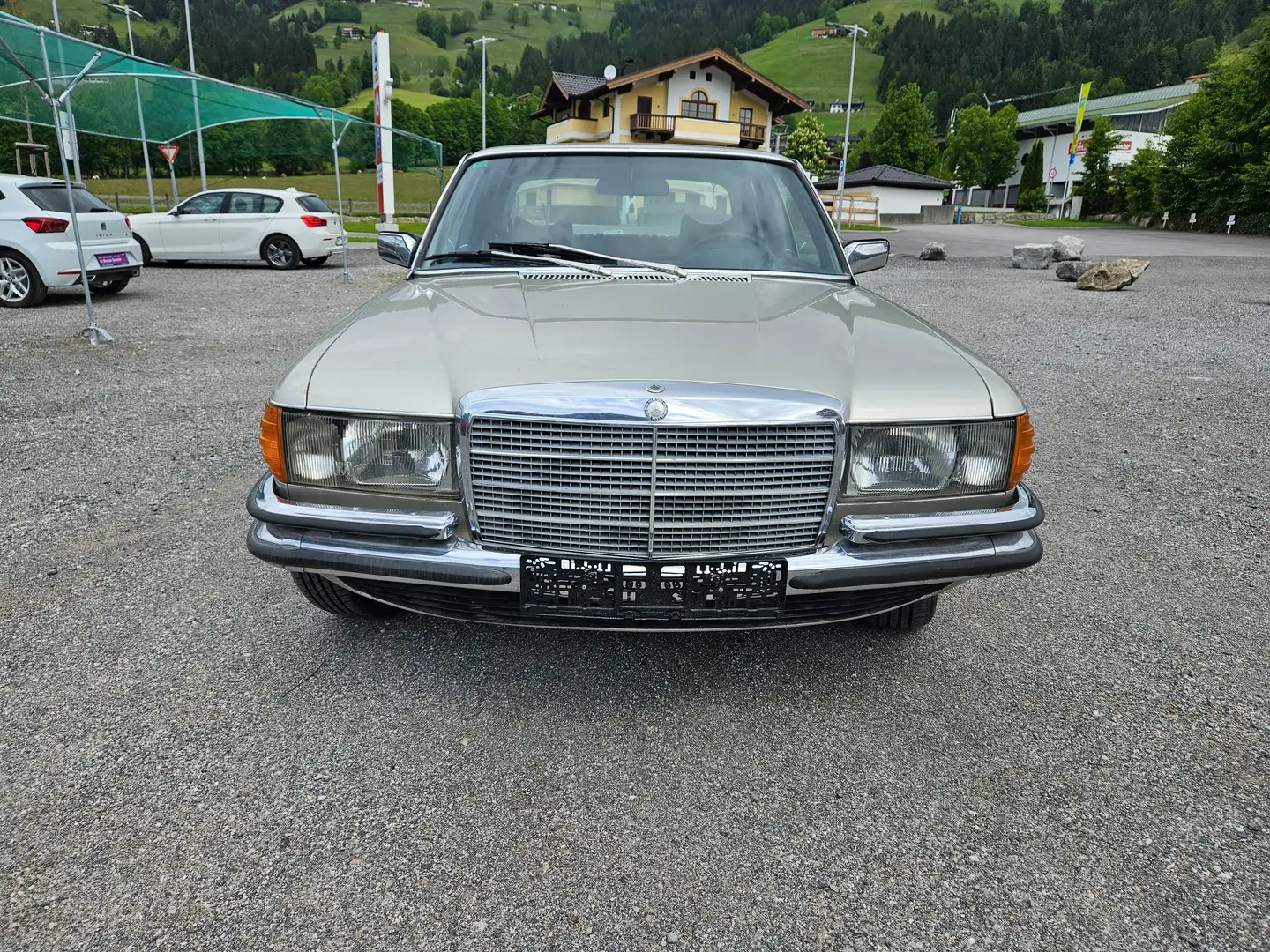 Mercedes-Benz 280 Bronze - 1