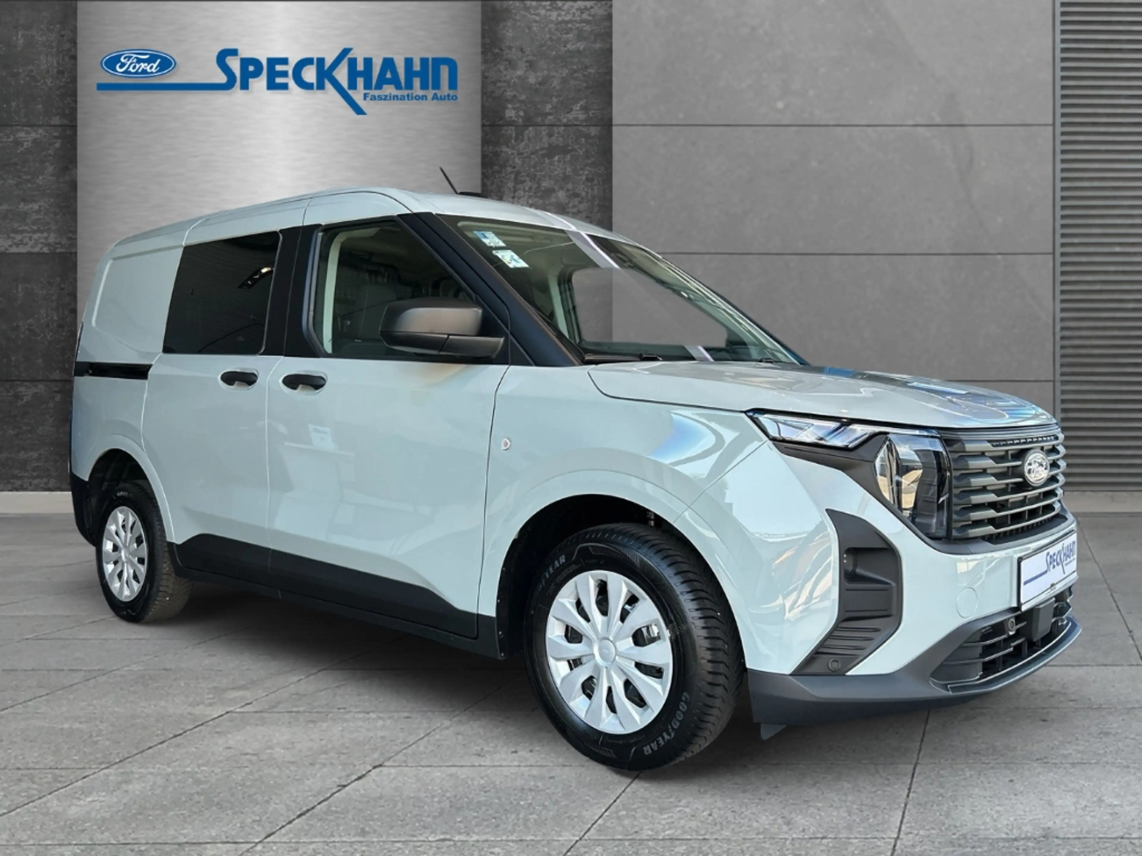 Ford Transit Courier Trend Doppelkabine Kamera PDCv+ Musikstreaming — photo 5