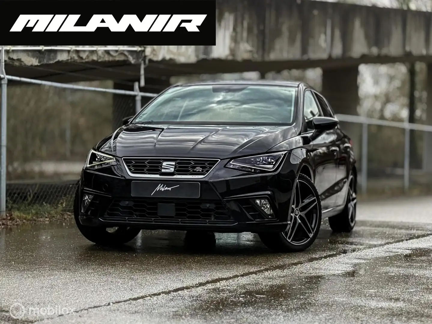 SEAT Ibiza 1.0 TSI FR Schwarz - 1