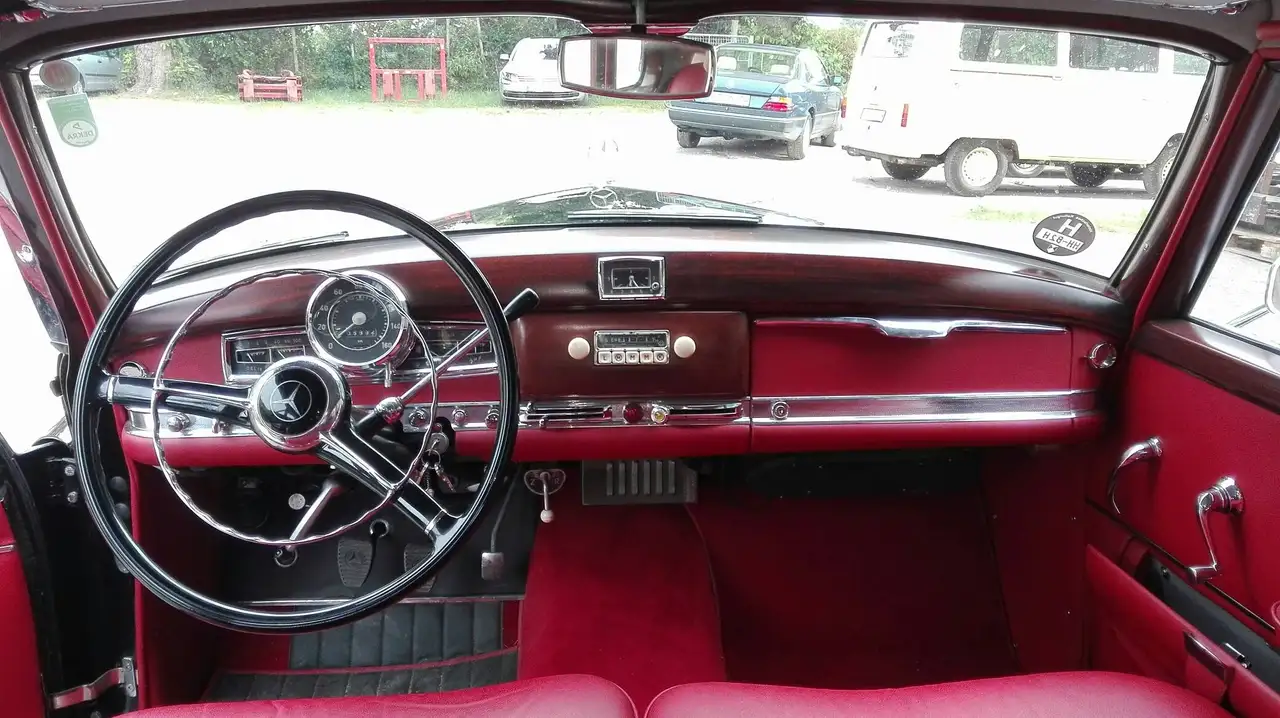 Mercedes-Benz 300 Adenauer / Ein Traum in schwarz rot, foto 6