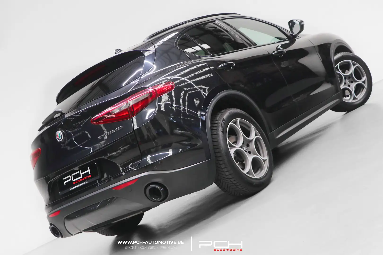 Alfa Romeo Stelvio 2.2 JTD 160cv Aut. Noir - 2