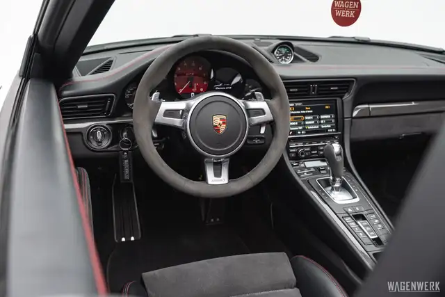 Porsche 991 Carrera GTS Cabrio PDK 3.8 SAUGER GTS-PAKET 18-WE Ansicht 31