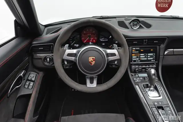 Porsche 991 Carrera GTS Cabrio PDK 3.8 SAUGER GTS-PAKET 18-WE Ansicht 18