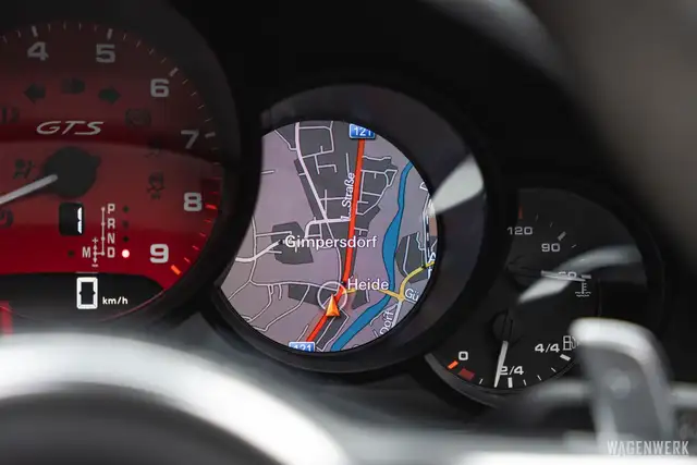Porsche 991 Carrera GTS Cabrio PDK 3.8 SAUGER GTS-PAKET 18-WE Ansicht 48