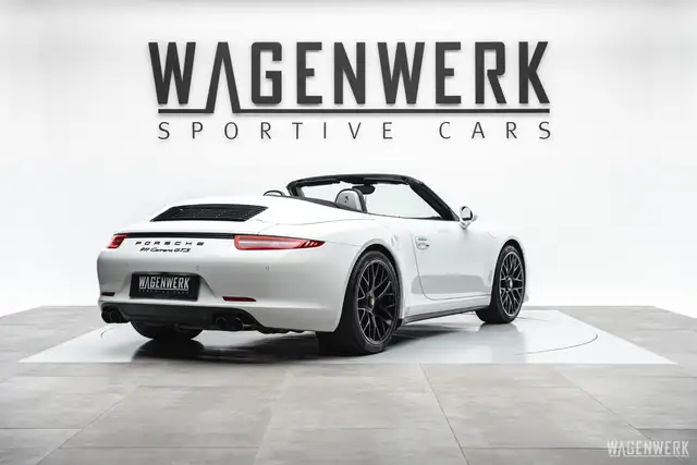 Porsche 991 Carrera GTS Cabrio PDK 3.8 SAUGER GTS-PAKET 18-WE Ansicht 3