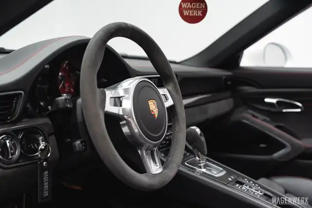 Porsche 991 Carrera GTS Cabrio PDK 3.8 SAUGER GTS-PAKET 18-WE Ansicht 29