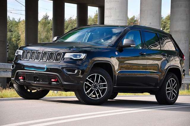 Jeep Grand Cherokee 5.7l V8 HEMI Automatik TRAILHAWK