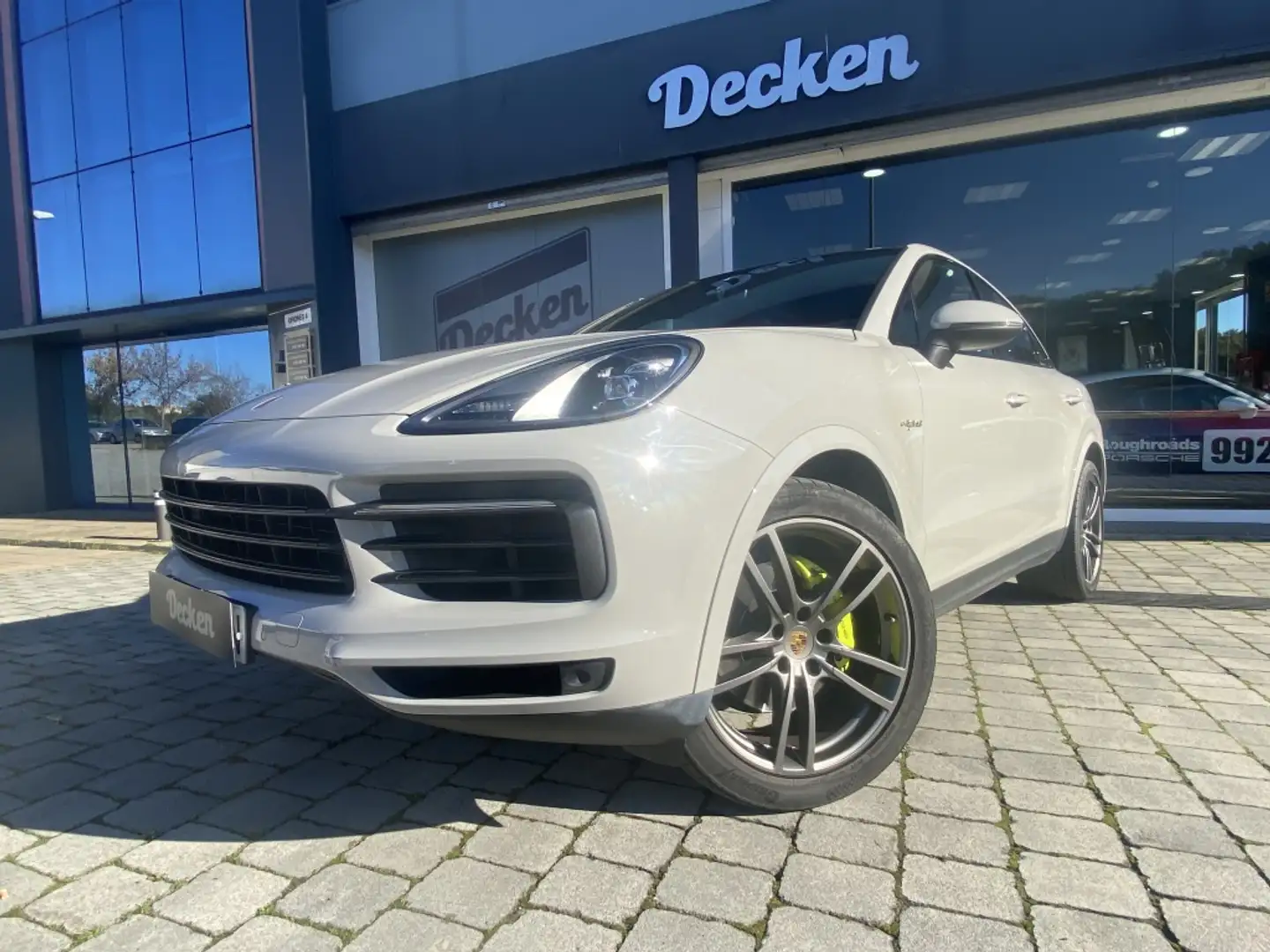 Porsche Cayenne E-Hybrid Coupé Aut. Grau - 1